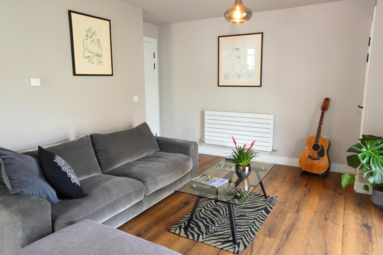 The Breathe Residence Rhyl Buitenkant foto